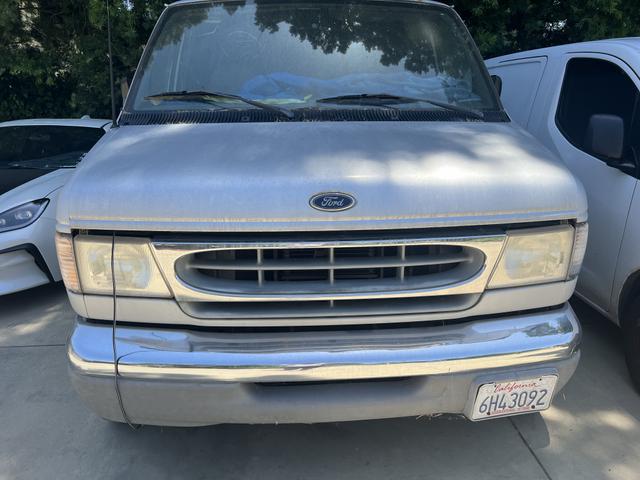 2000 ford e250 base