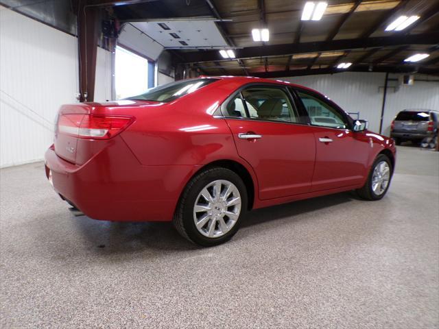 2011 lincoln mkz base