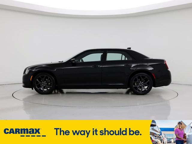 2023 chrysler 300 s