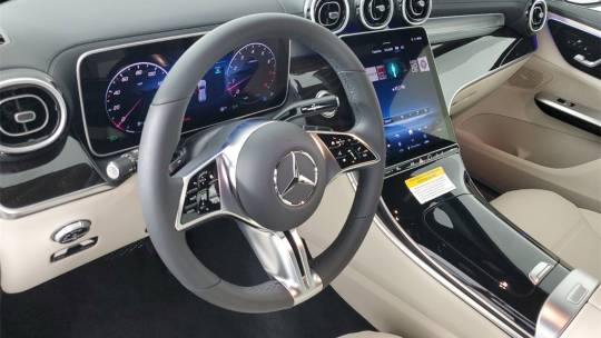 2025 Mercedes-Benz GLC