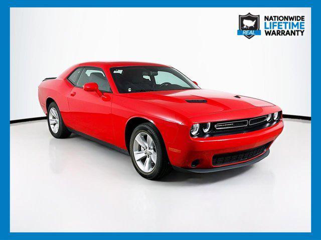 2023 dodge challenger sxt