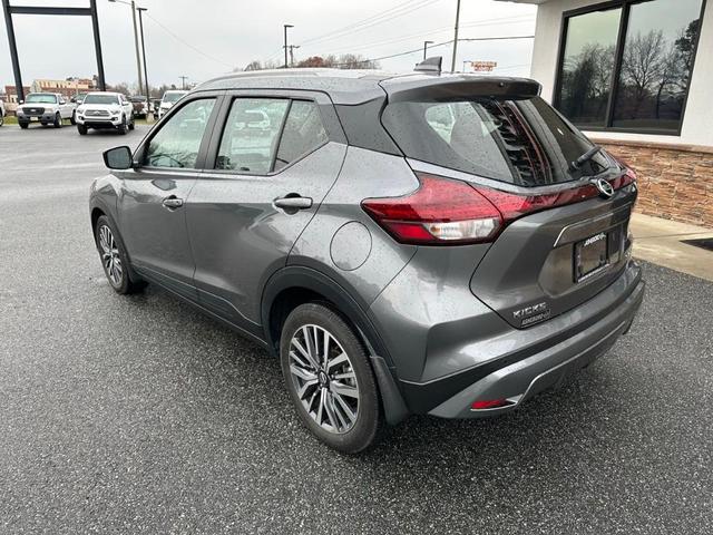 2021 nissan kicks sv