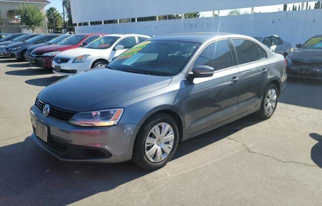 2014 volkswagen jetta man se