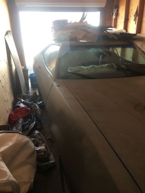 1972 ford gran torino sport 351cj 4barrel carb, ac, never had a restore/rebuild!