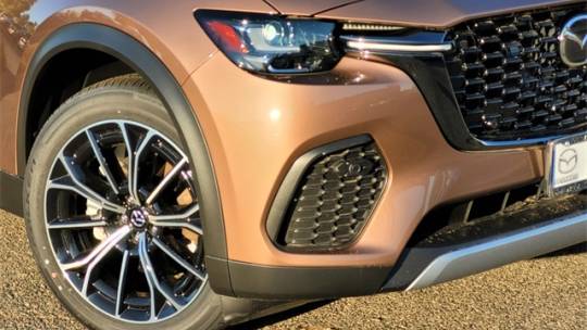 2025 Mazda CX-70