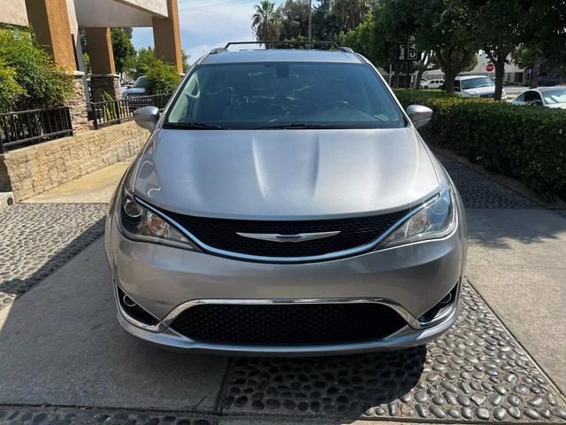 2020 chrysler pacifica touring-l