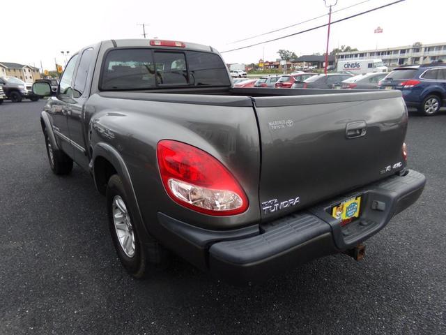 2004 toyota tundra limited