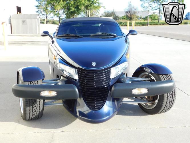 2001 plymouth prowler in o'fallon, illinois