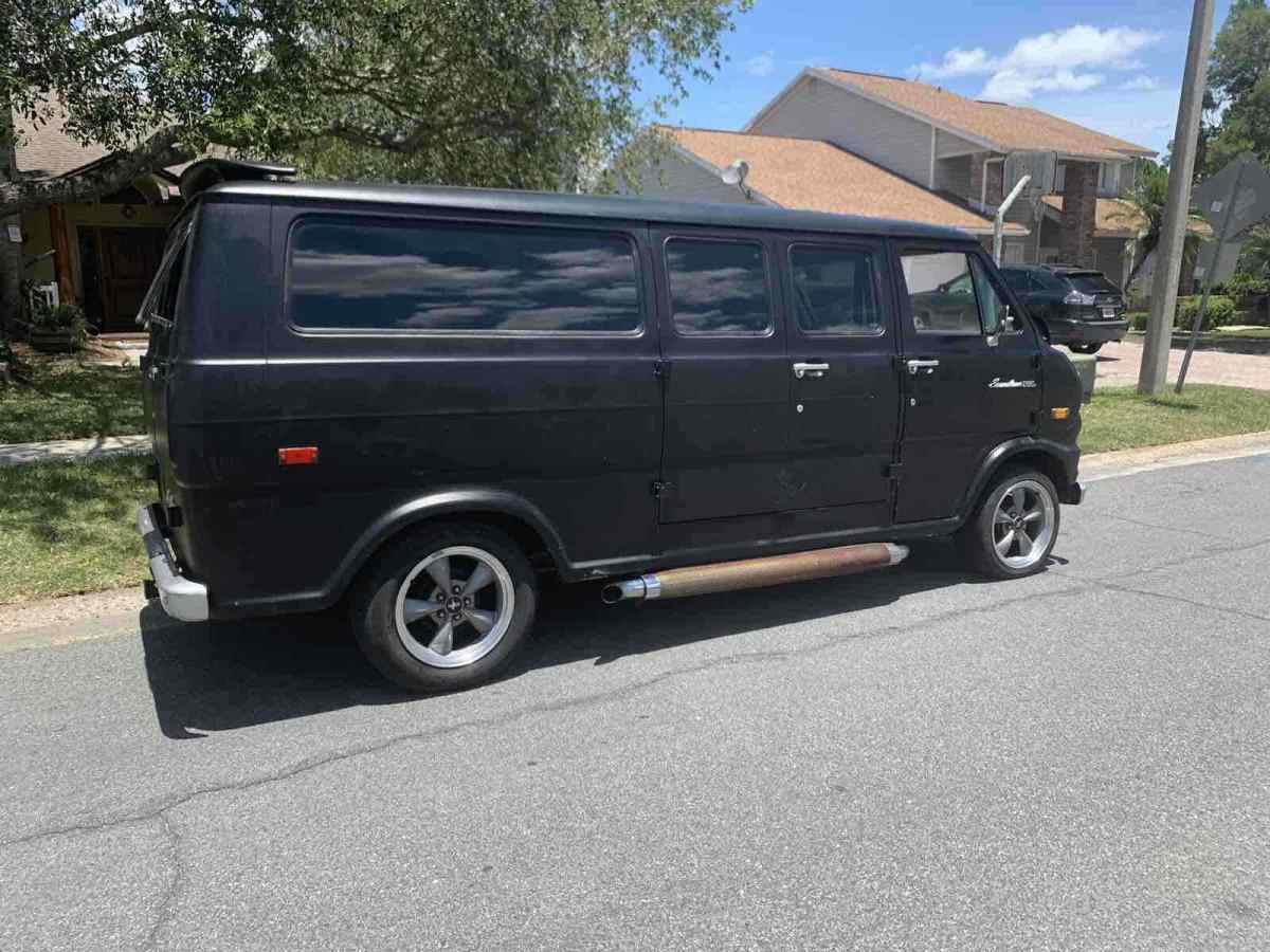1971 ford econoline van black rwd automatic supervan 100