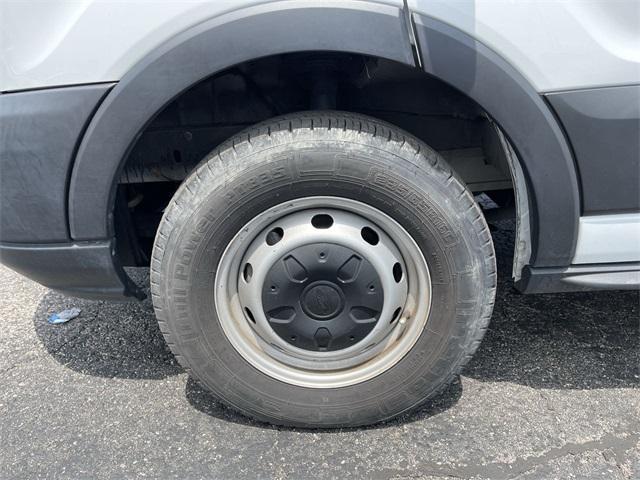 2019 ford transit-250 base