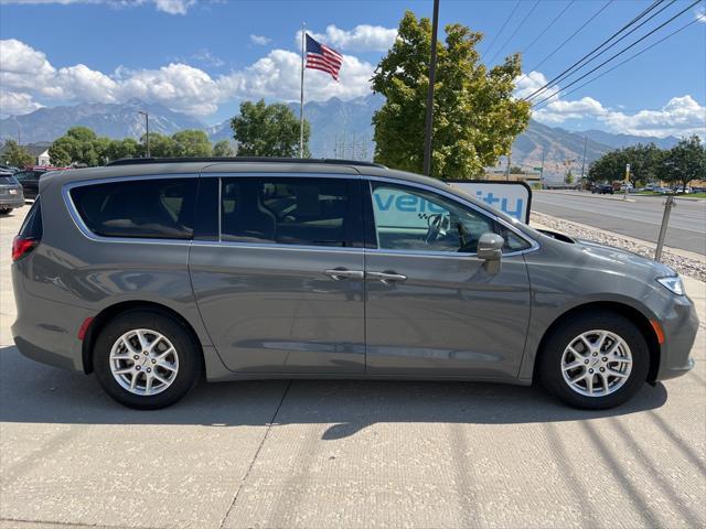 2022 chrysler pacifica touring l
