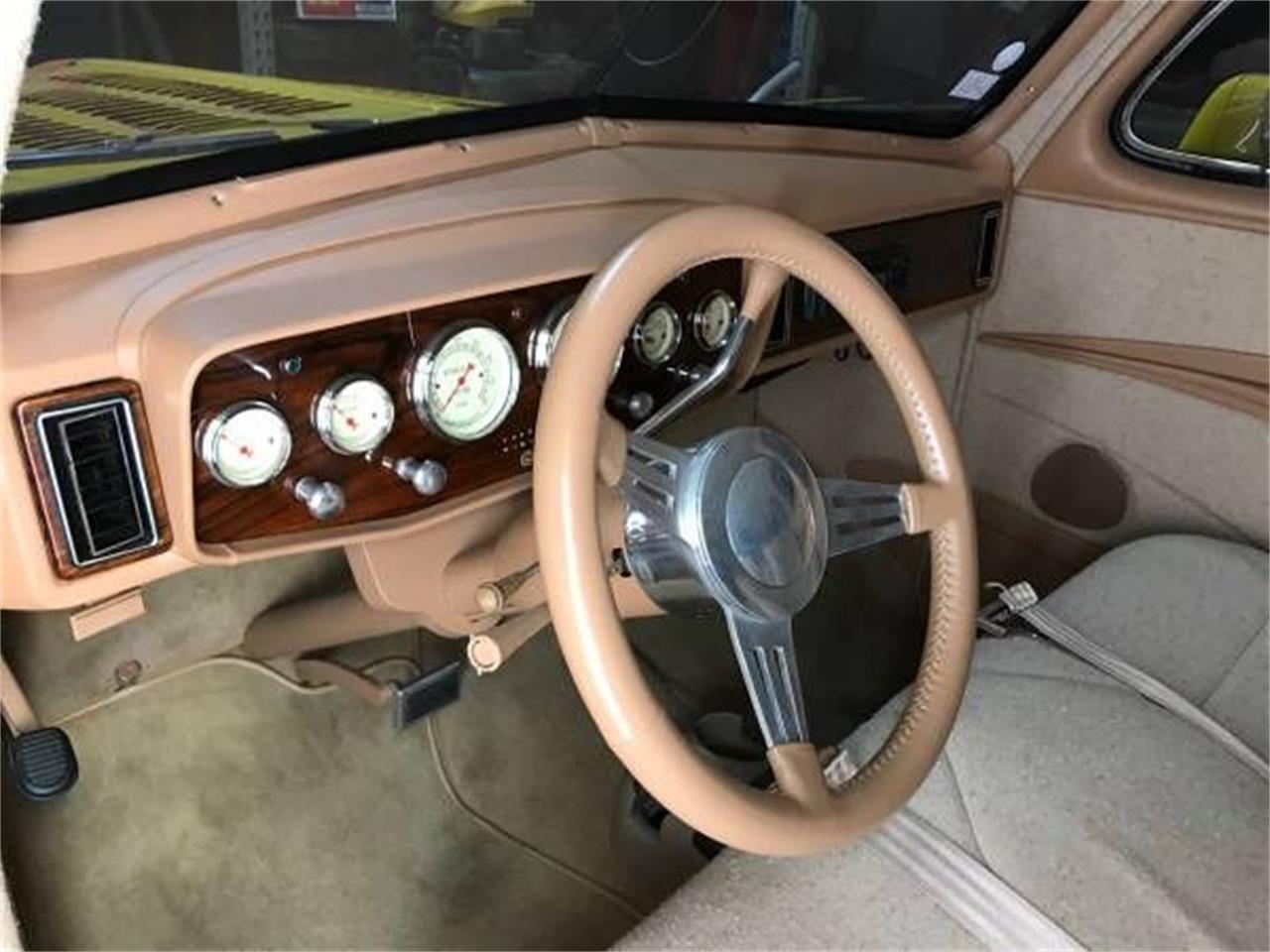 1947 ford deluxe