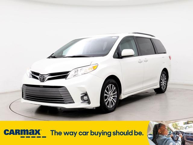 2018 toyota sienna xle premium