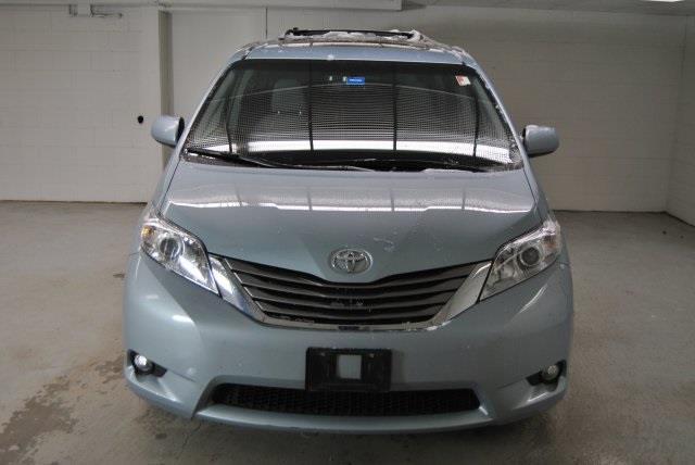 2015 toyota sienna limited 7-passenger limited 7-passenger 4dr mini-van for sale in saco, maine