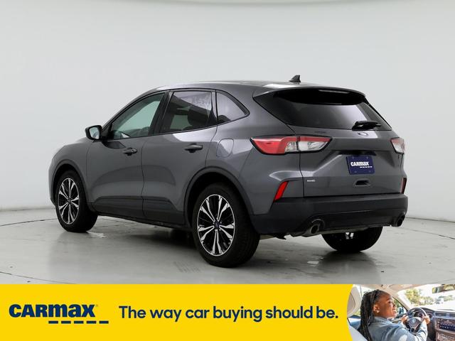 2021 ford escape se