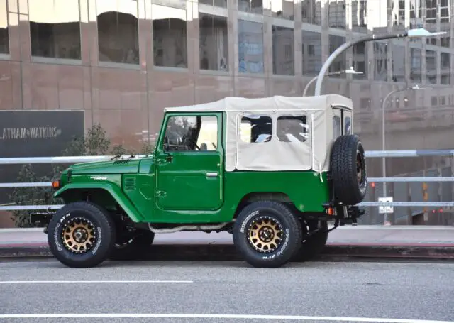 1978 toyota land cruiser fj40 completely refurbished landcruiser. frame off pain