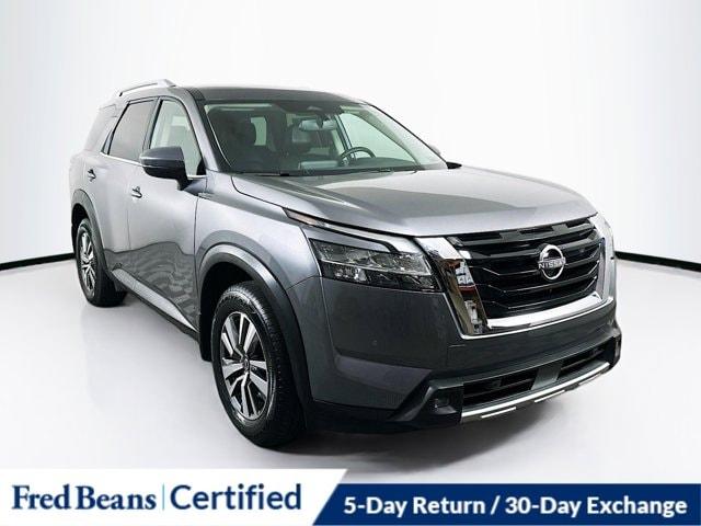 2022 nissan pathfinder sl