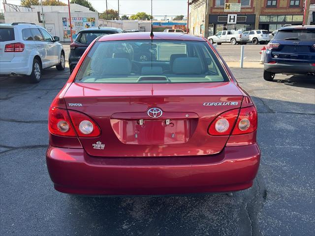 2005 toyota corolla le