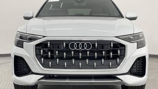 new 2024 audi q8 premium plus