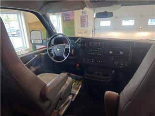 2017 Chevrolet Express lt 2500