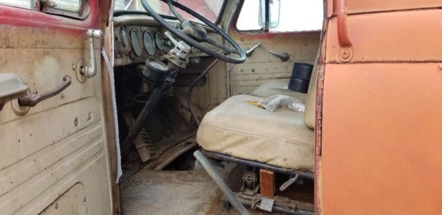 1958 international vf200 semi truck