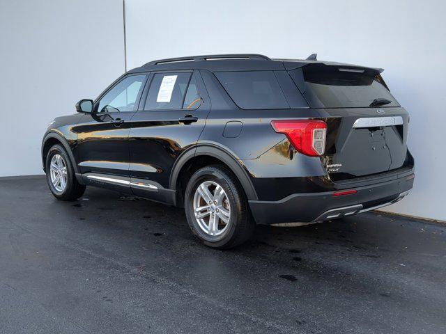 2023 ford explorer xlt