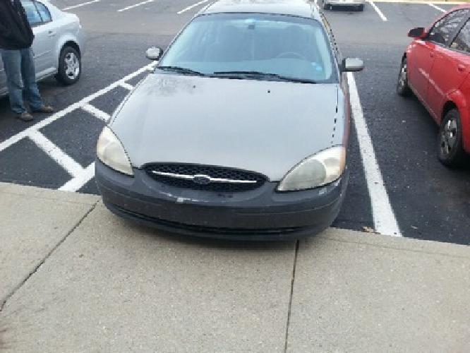 2003 ford taurus in greenwood, in