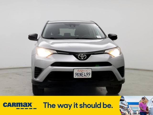 2017 toyota rav4 le