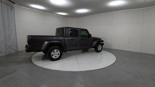 2020 jeep gladiator in minneapolis, minnesota