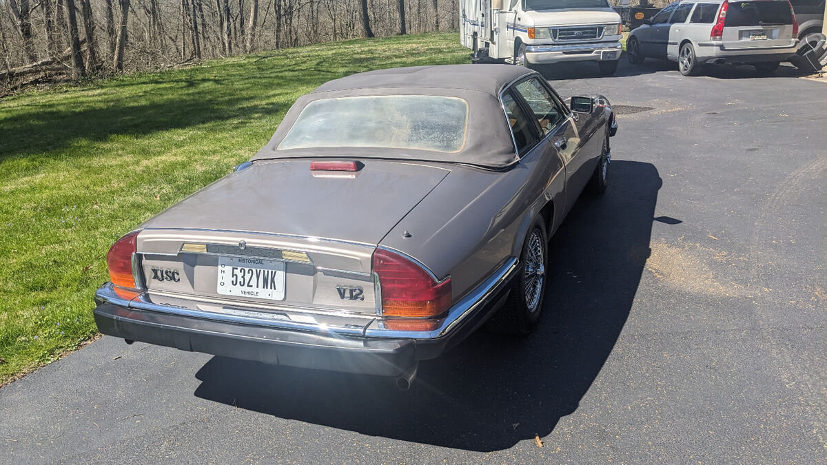 1988 jaguar xjsc convertible - low mileage and lots of extra parts