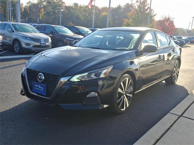 2022 nissan altima sr fwd