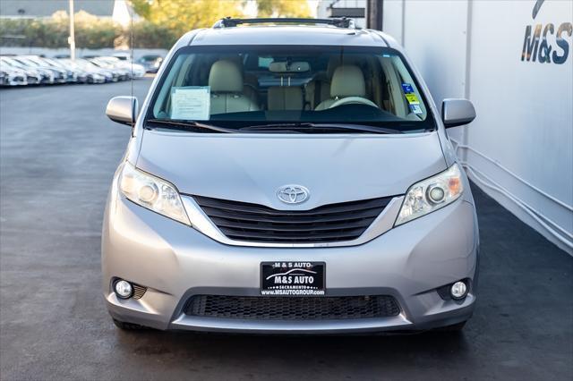 2011 toyota sienna xle