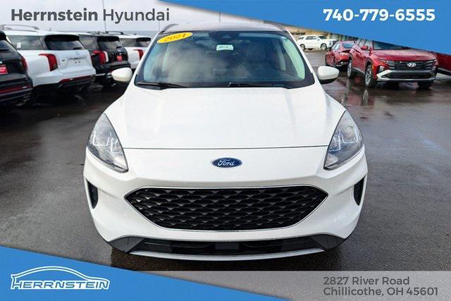 2021 ford escape se