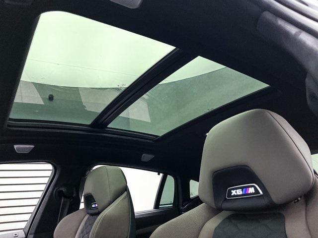 2023 bmw x6 m base (a8)