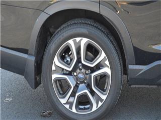 2023 Subaru Ascent limited 8-passenger