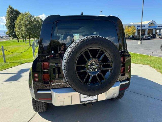 2024 land rover defender s
