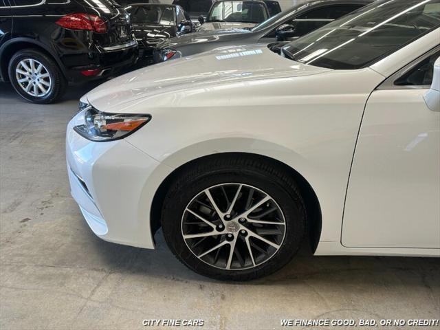 2017 lexus es 350 base