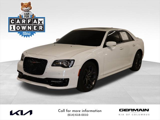 2023 chrysler 300 s