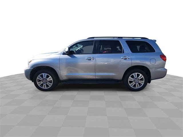 2017 toyota sequoia sr5