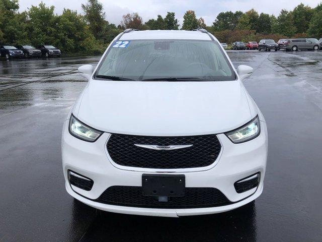 2022 chrysler pacifica touring-l