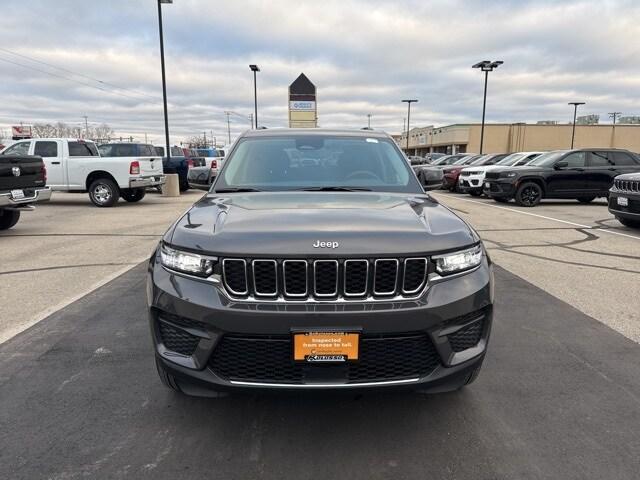 2023 jeep grand cherokee laredo