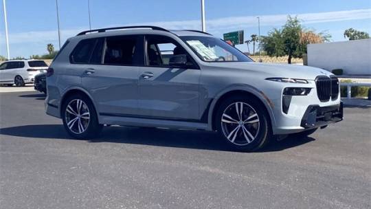 2025 BMW X7