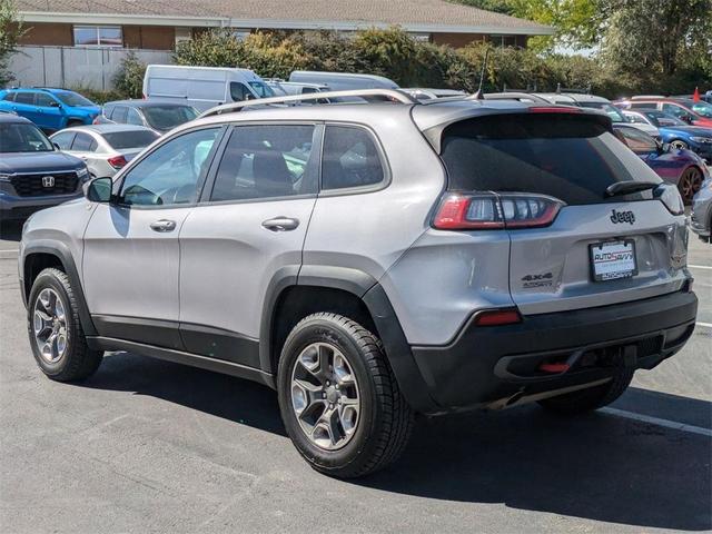 2019 jeep cherokee trailhawk