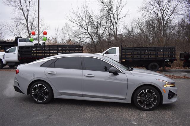 2022 kia k5 gt-line