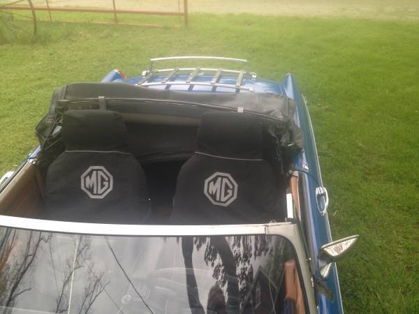 1976 mgb soft top convertible blue british sports car