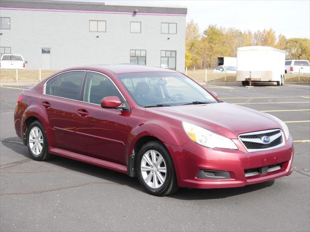 2011 subaru legacy base