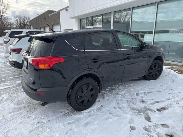 2015 toyota rav4 le
