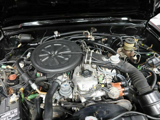1981 toyota hilux sr5