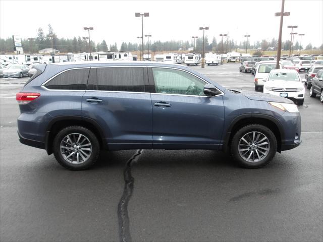 2017 toyota highlander xle