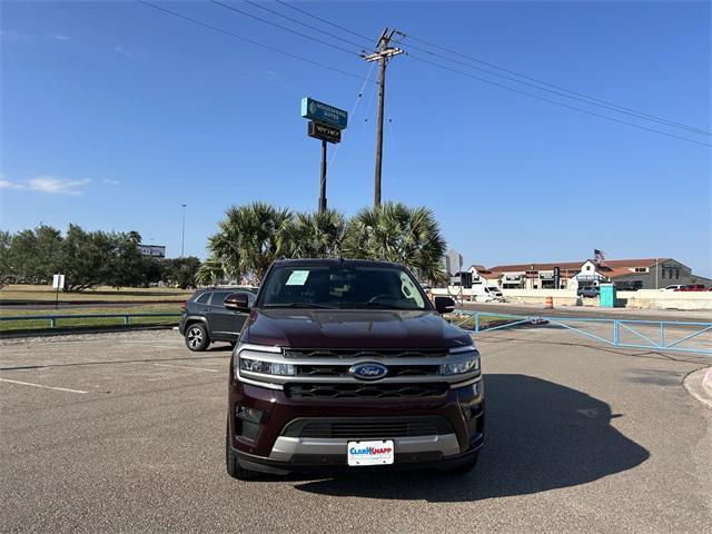 2023 ford expedition xlt